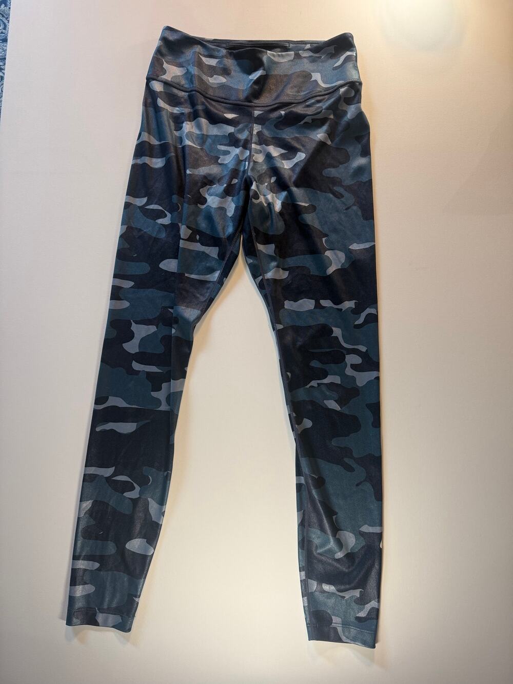 Nike Dri-FIT Gray Green Camo High Rise Leggings Womens M
